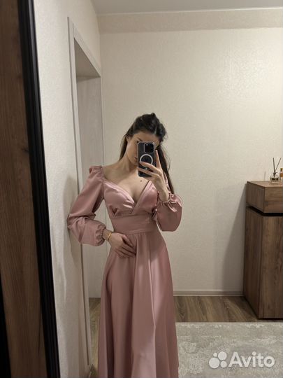 Вечернее платье