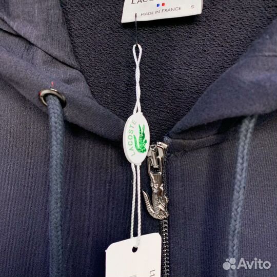 Хиди на замке Lacoste