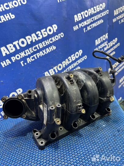 Коллектор впускной Opel Astra H купе Z18XER 2007