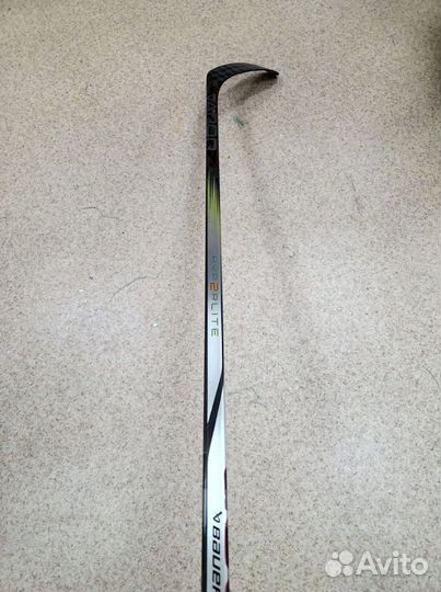 Клюшка хоккейная