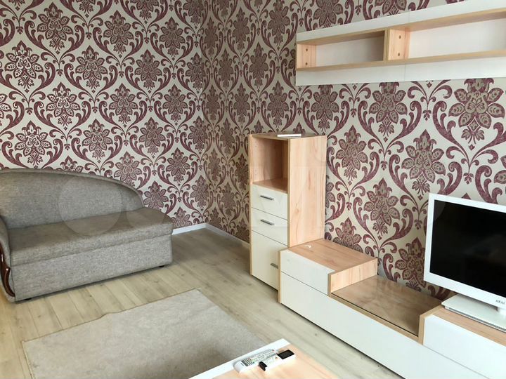 2-к. квартира, 58 м², 8/10 эт.