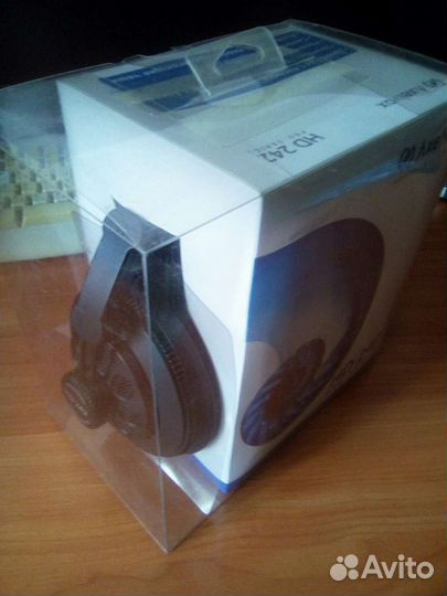 Моденные легендарные Axelvox HD 242, в коробке