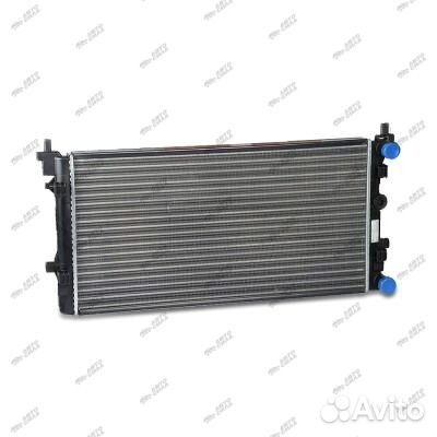 Радиатор охлаждения двигателя Фольцваген Поло