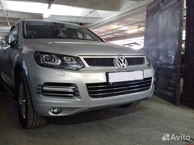 Решетка радиатора Volkswagen Touareg NF