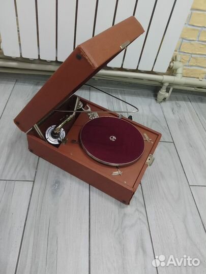 Патефон дружба