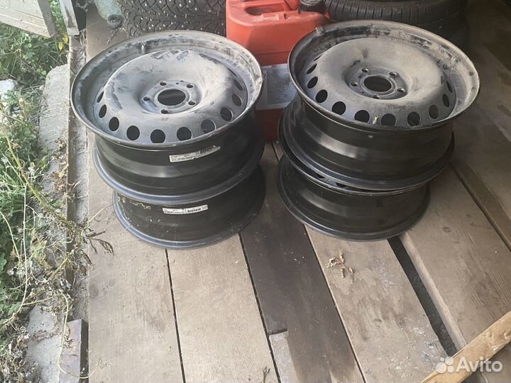 Черные штампы r16