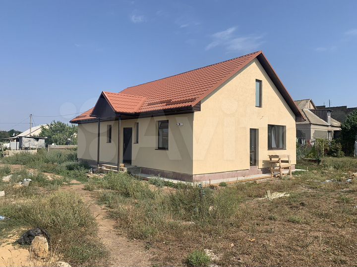 Дом 102 м² на участке 6 сот.