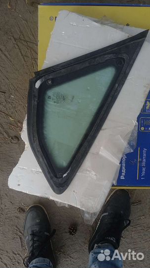 Стекло на фару ford focus 3