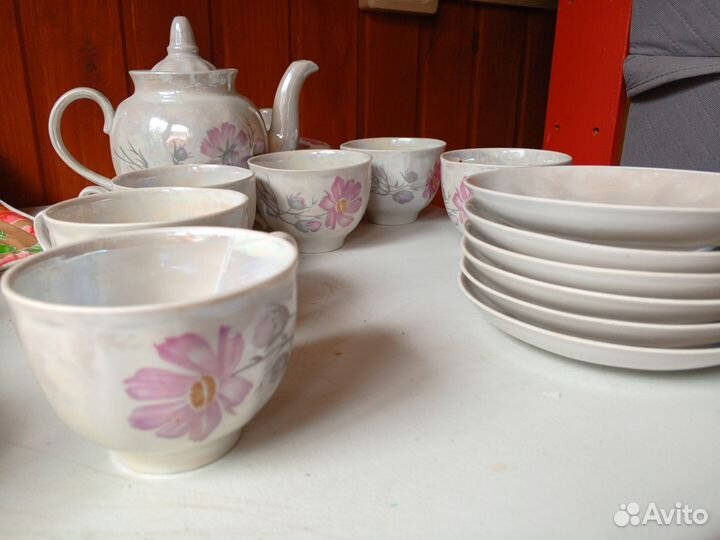 Набор посуды, чайный сервиз