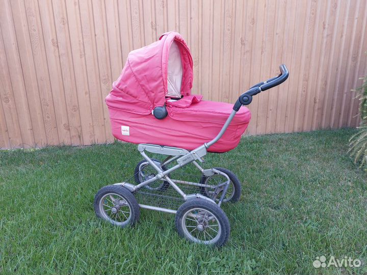 Коляска люлька Inglesina Vittoria