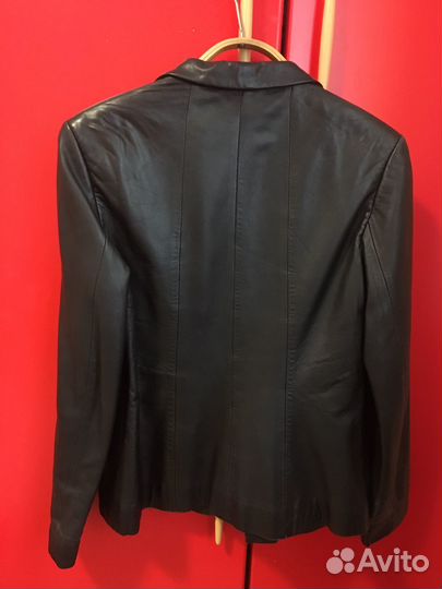 Кожаный пиджак женский 44 46