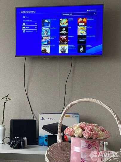 Прошитая Sony PS4 Slim много игр и доп аксессуары