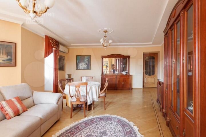 3-к. квартира, 101,8 м², 5/17 эт.