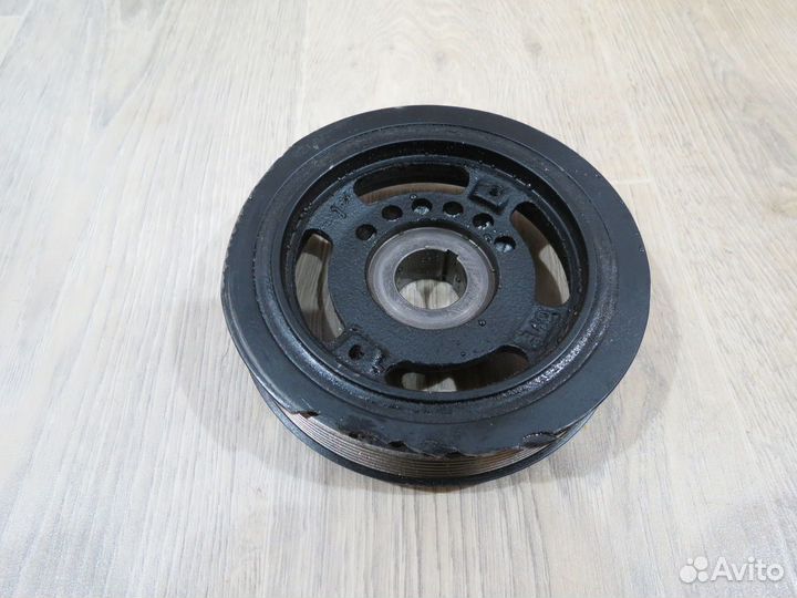 Шкив коленвала LADA Vesta SW Cross
