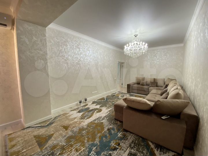 2-к. квартира, 86 м², 6/10 эт.