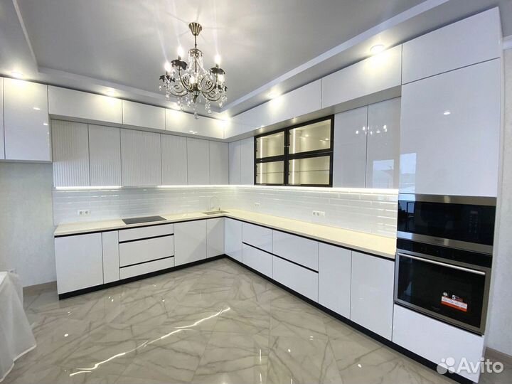 Кухонный гарнитур 