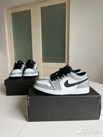 Кроссовки Nike Air Jordan 1 Low Smoke Grey