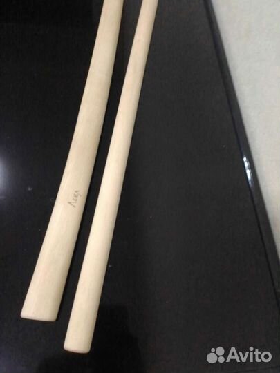 Дзе и меч (деревянное оружие для айкидо)