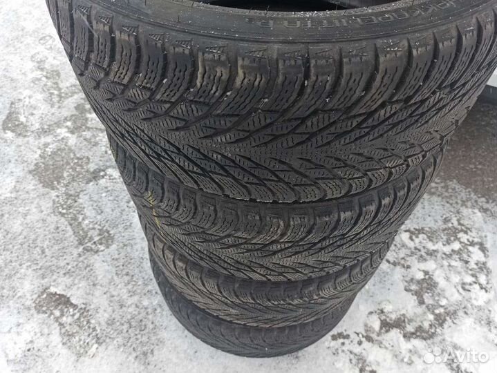 Nokian Tyres Hakkapeliitta R3 235/45 R18
