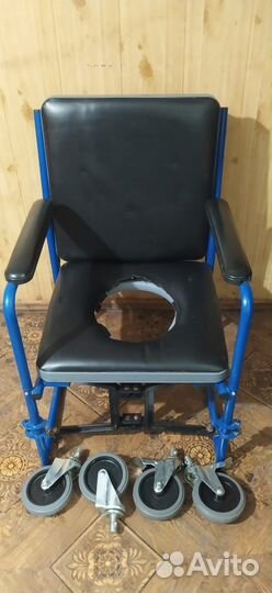 Санитарное кресло туалет