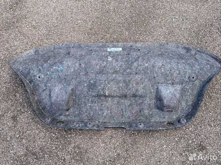 BMW M2 F87 Обшивка крышки багажника 51497393386