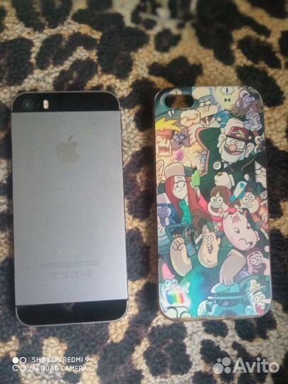 Телефон iPhone 5s