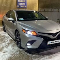 Toyota Camry 2.5 AT, 2019, 150 000 км, с пробегом, цена 2 530 000 руб.