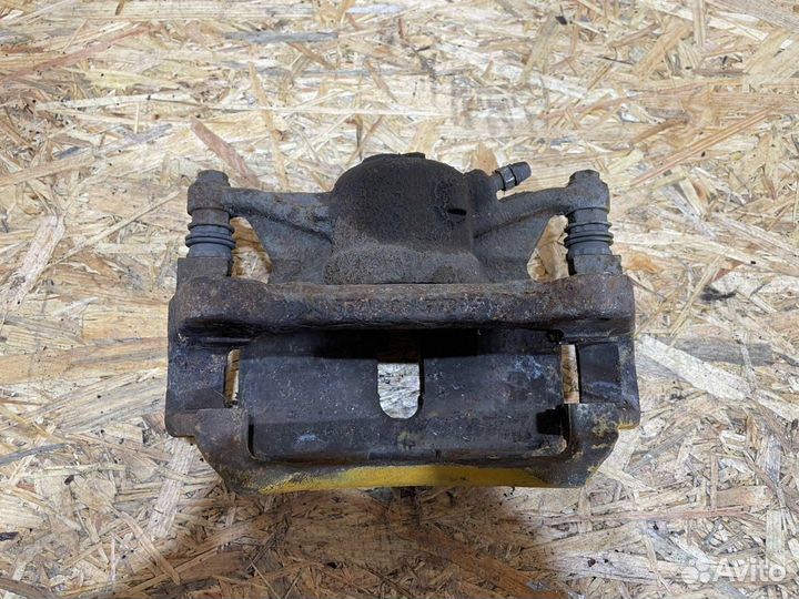 Суппорт тормозной передний правый Audi A3 8V 2014