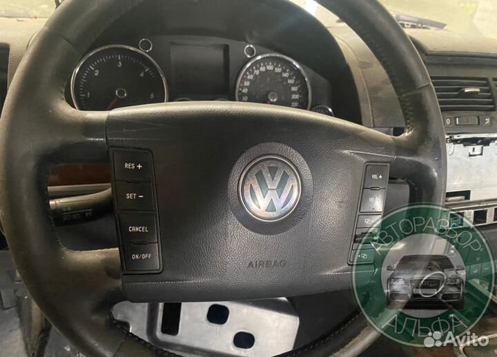 Запчасти Volkswagen Touareg