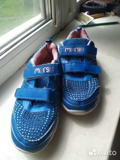 Кроссовки летние 33р