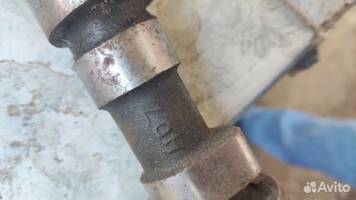 Распредвал азлк 407
