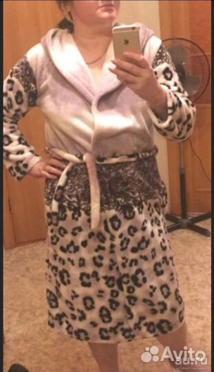 Тёплый халат с капюшоном