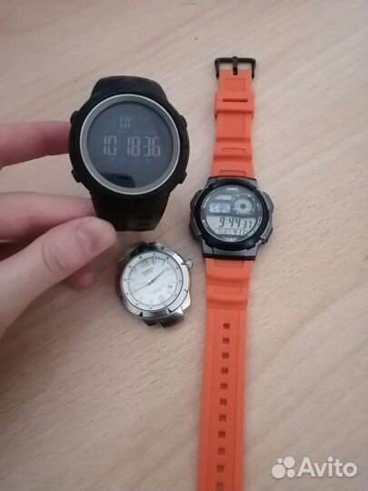2е часов-Casio EF-124+Casio AE-1000wEF-124