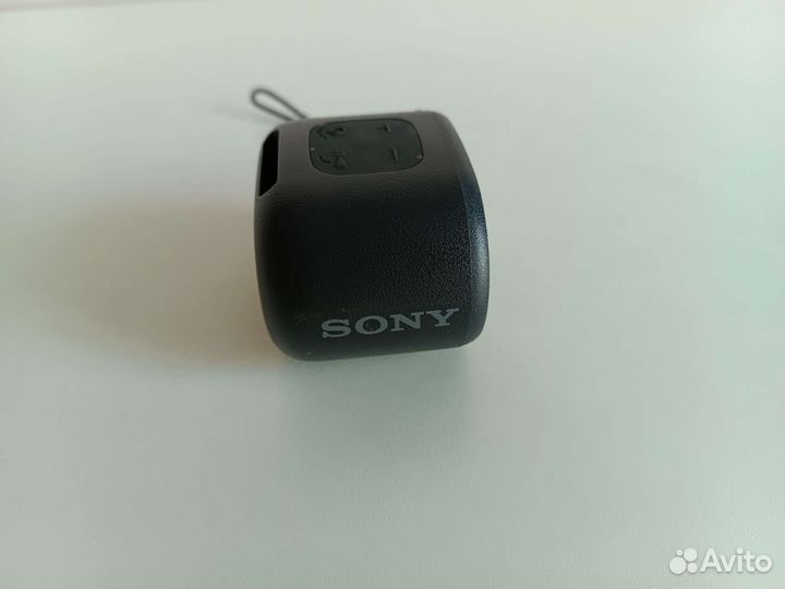 Портативная колонка Sony SRS-XB01
