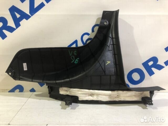 Обшивка порога уголок зад лев KIA ceed JD 1.4 мт у