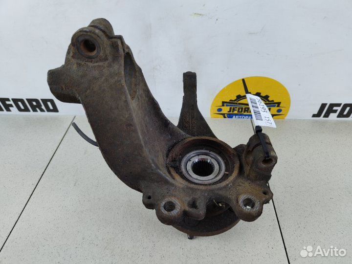 Кулак поворотный передний правый Ford Kuga CBV 2.0