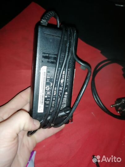 Зарядное устройство для ноутбука