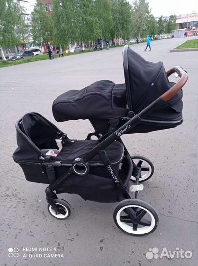 Коляска для двойни