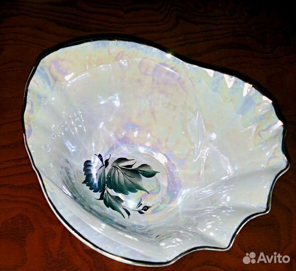 Конфетница фарфоровая