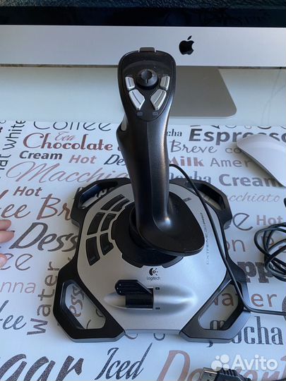 Джойстик Logitech Extreme 3D Pro