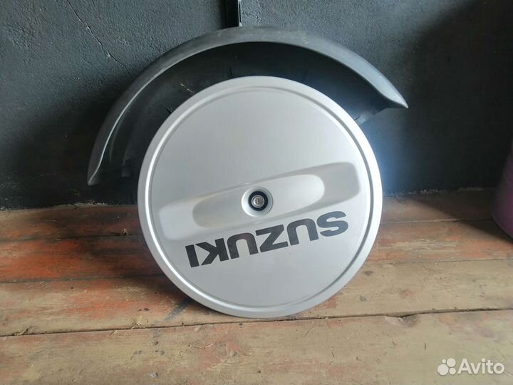 Кожух запаски suzuki