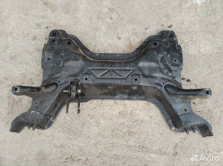 Подрамник передний Peugeot 308 1.6 2008