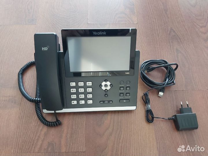 IP-атс Yeastar c телефонами Yealink