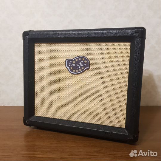 Гитарный комбоусилитель Eurofon 15 ватт