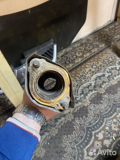 Приемная труба глушителя Mitsubishi