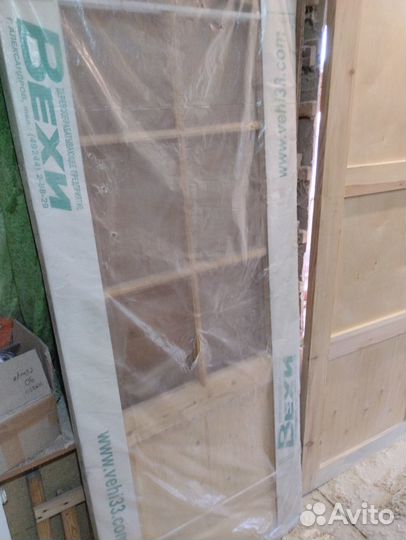 Дверь из массива дерева