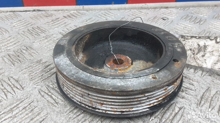 Шкив коленвала Renault Scenic рест. 2002