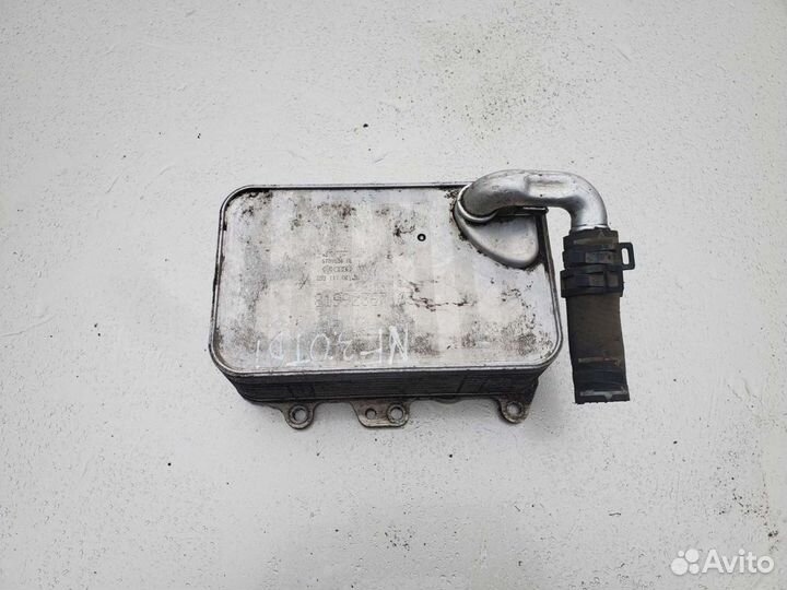 059117021R радиатор, масляный охладить VW Touareg