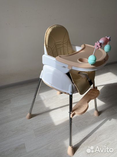 Детский стульчик для кормления