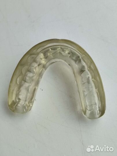 Капа для выравнивания зубов